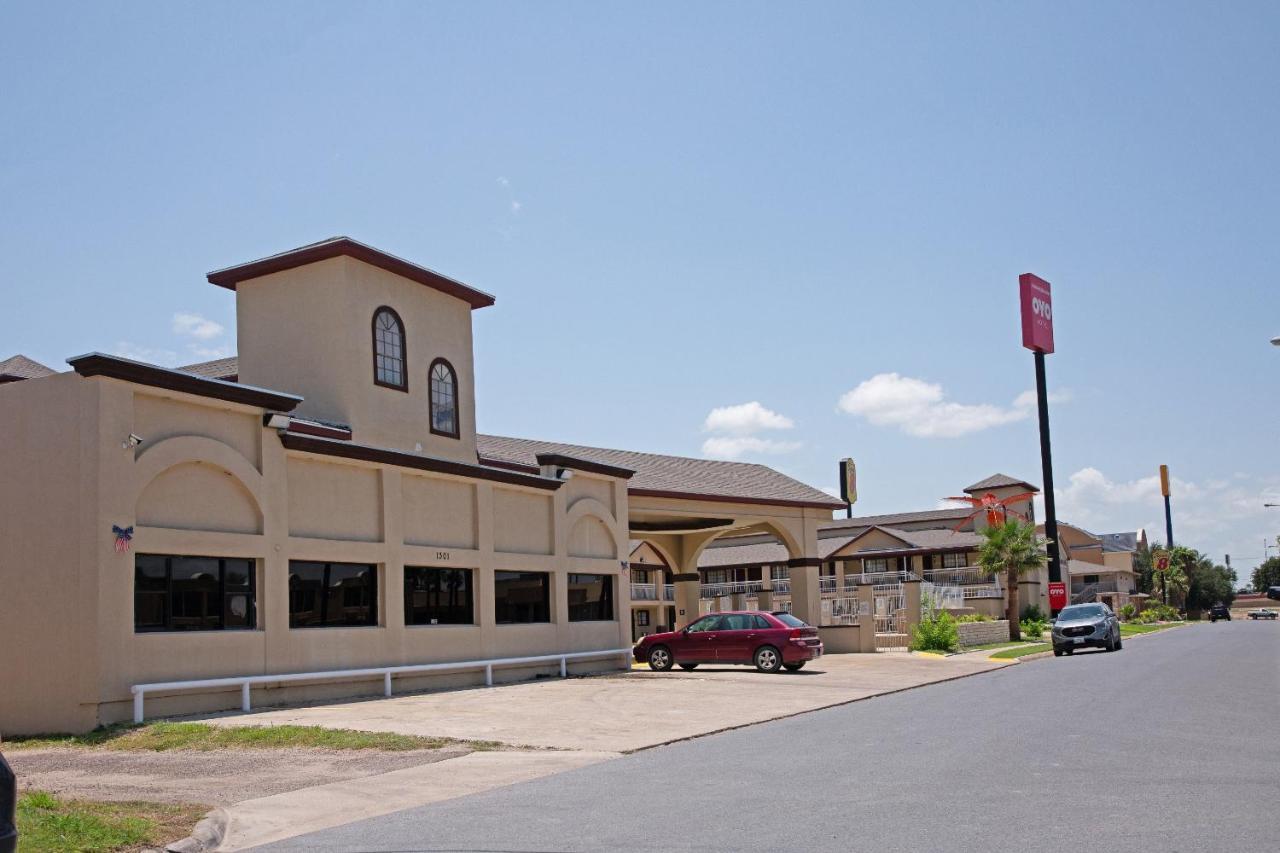 Oyo Hotel Mcallen Airport South Exterior foto